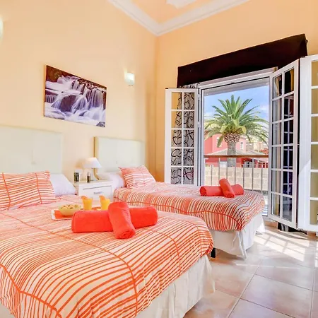 Teide Sol Con Piscina Climatizada, Playa Fanabe, *