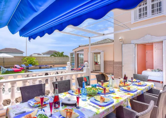 Villa Teide Sol Con Piscina Climatizada, Playa Fanabe, *