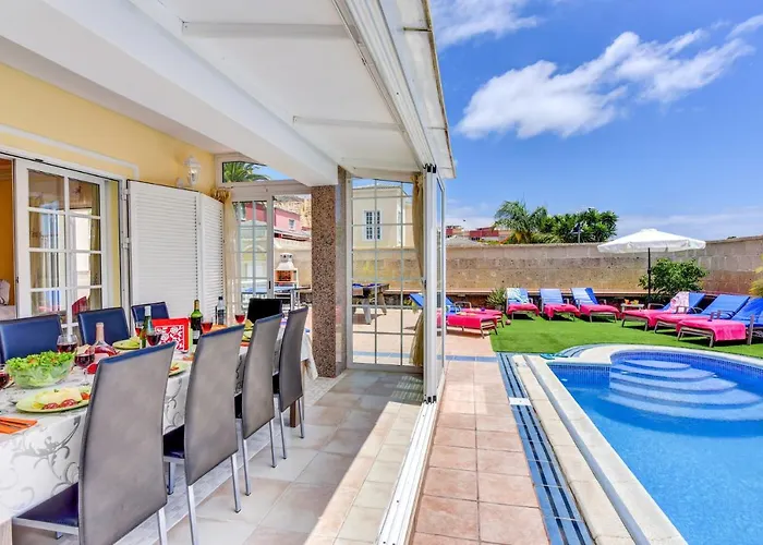 Teide Sol Con Piscina Climatizada, Playa Fanabe, Villa Costa Adeje (Tenerife)