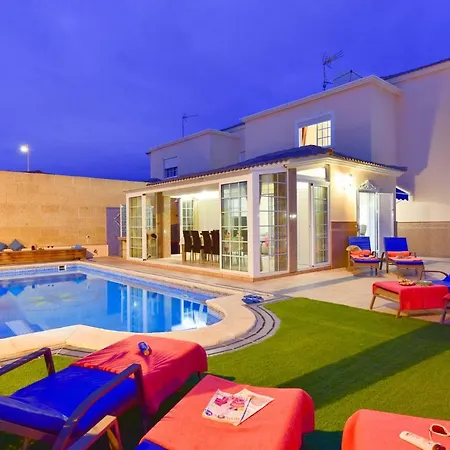 Teide Sol Con Piscina Climatizada, Playa Fanabe, 阿德耶