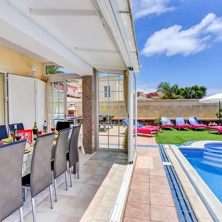 Teide Sol Con Piscina Climatizada, Playa Fanabe, Villa Costa Adeje (Tenerife)