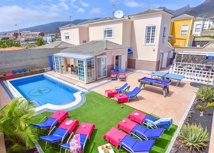 Teide Sol Con Piscina Climatizada, Playa Fanabe, فيلة